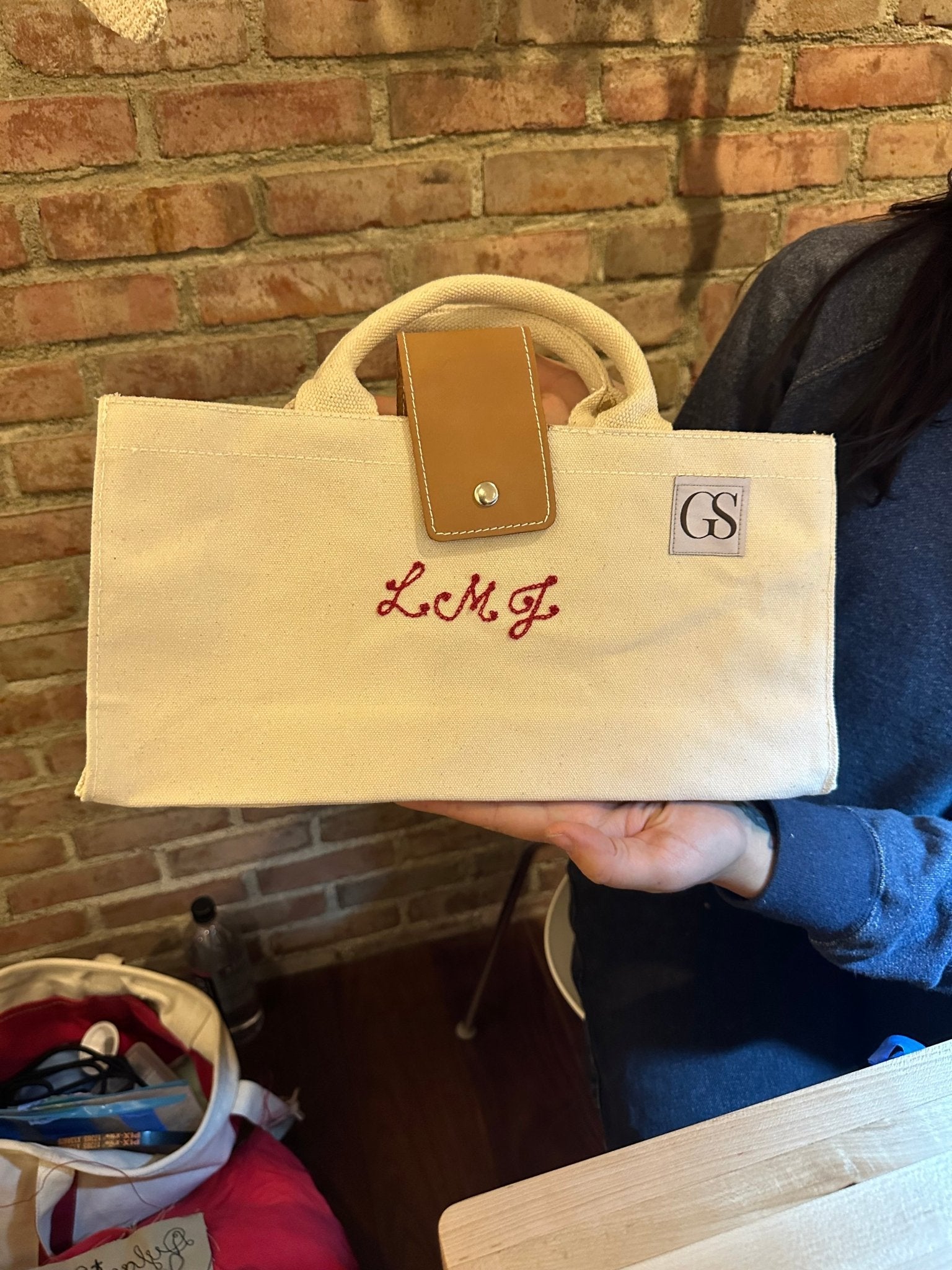 THE BORDEAUX WINE CARRIER - GALE STUDIO