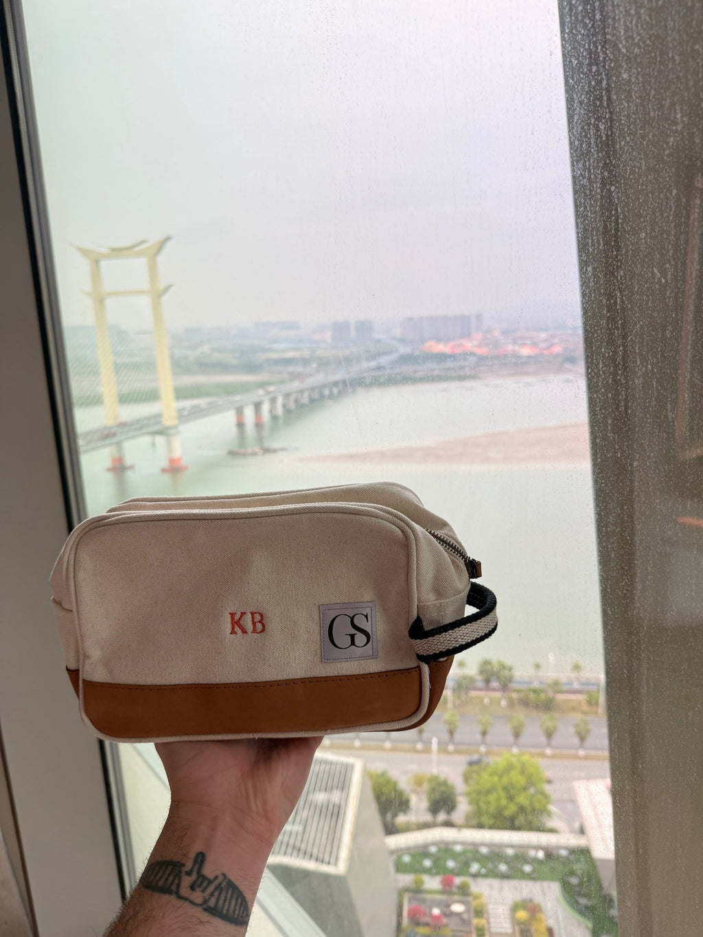 THE DOPP KIT - GALE STUDIO